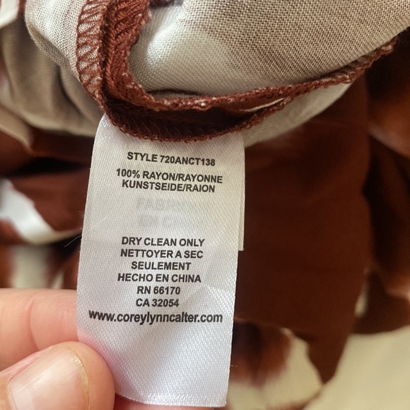 Cory Lynn Calter ikat boho clay color & white  3/4th sleeves boho top sz… - Picture 9 of 9